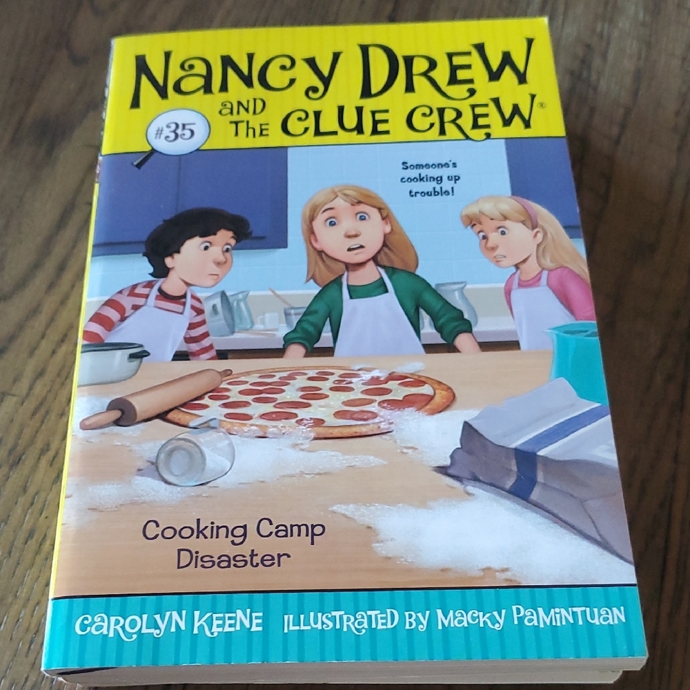 Nancy Drew and the Clue Crew Book Set - Picture 6 of 7